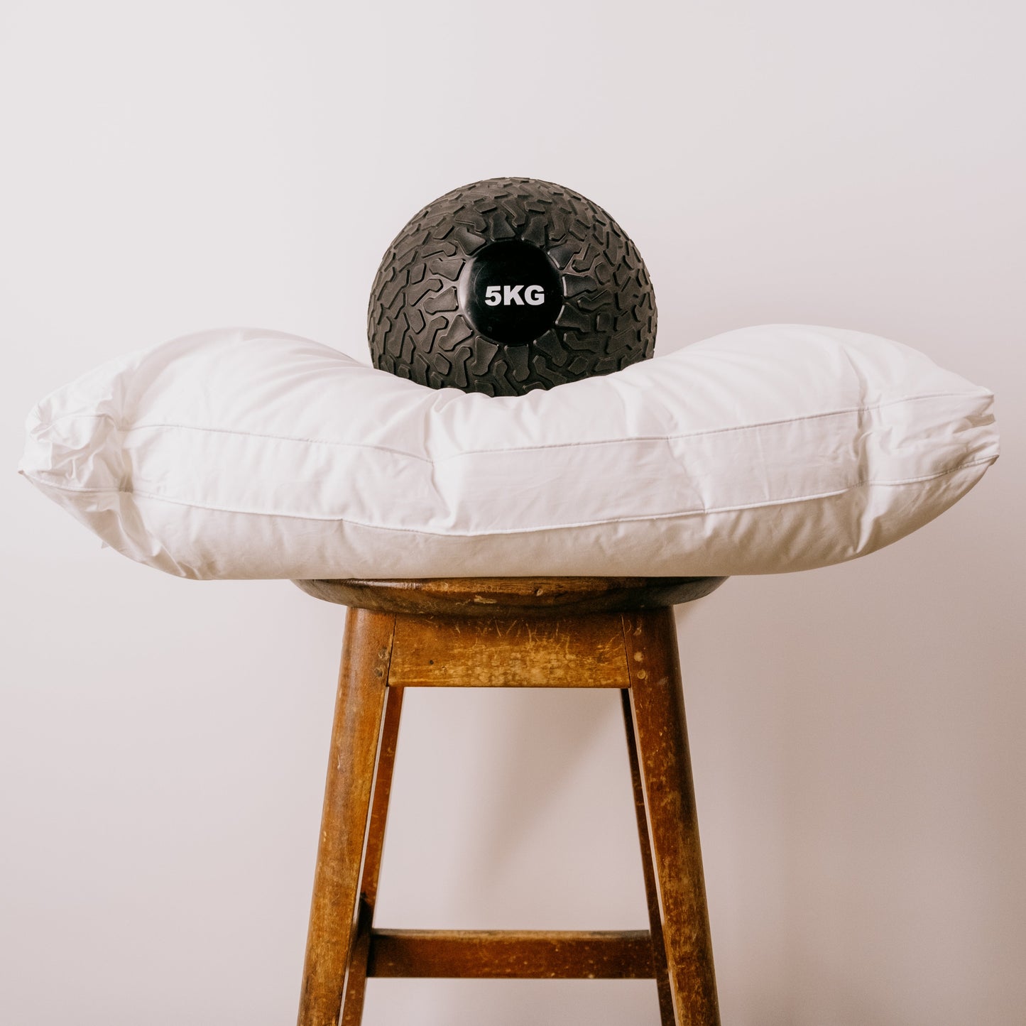 Hollowfibre Back Sleeper Pillow Norfolk 5* Hotel Collection